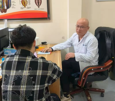 云浮市|男科医师高朋磊：守护男性健康，专业男科诊疗